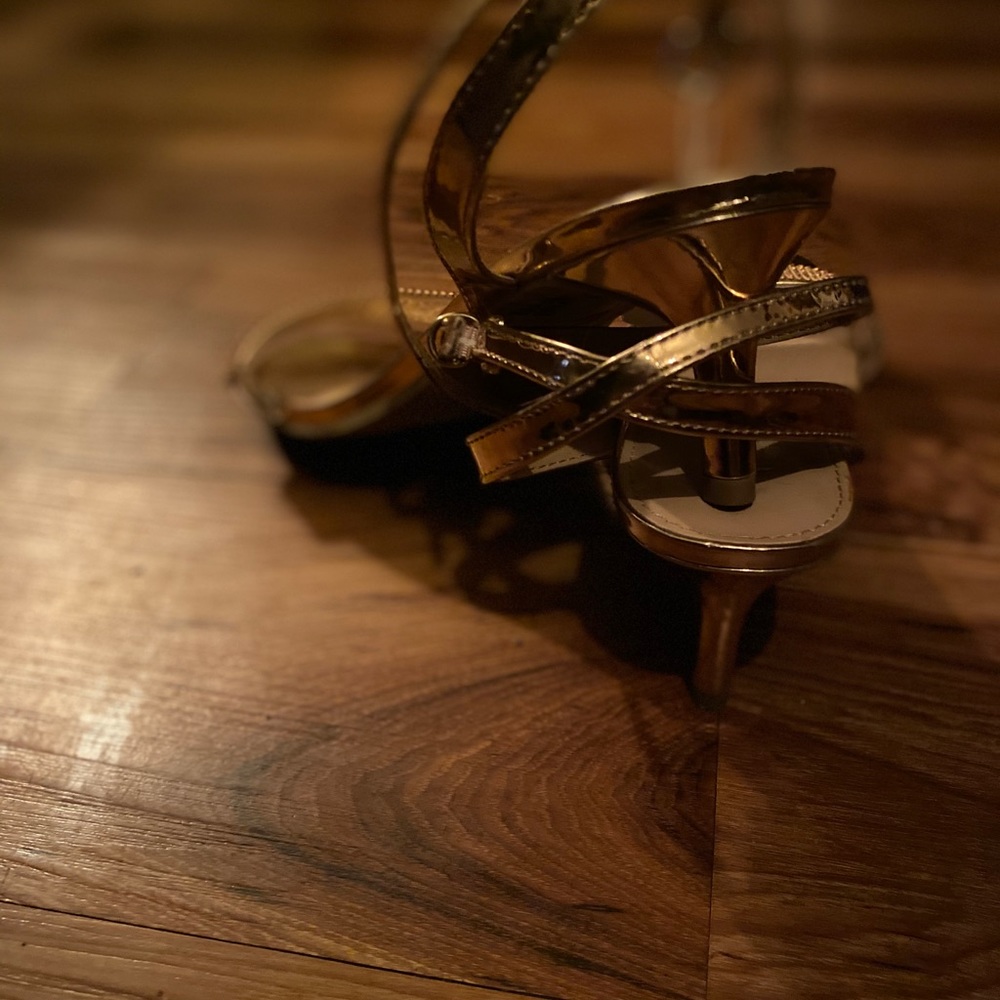 Heels - Picture 6 of 7